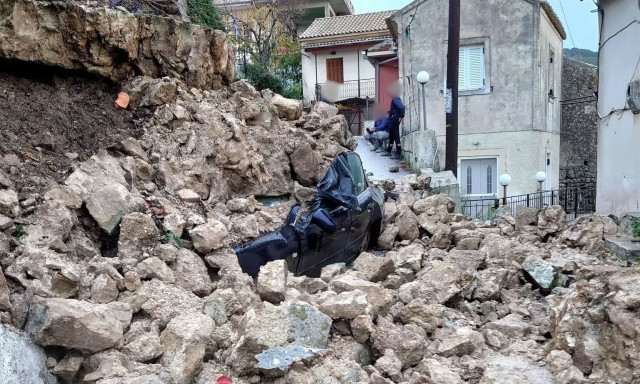 Καταστροφές από την κακοκαιρία: Πλημμύρες, κατολισθήσεις και πτώσεις δέντρων