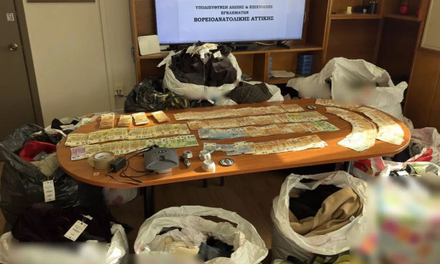 Μεγάλη επιχείρηση της ΕΛ.ΑΣ. σε Αττική και Τίρανα για την εξάρθρωση συμμορίας που έκλεβε ρούχα