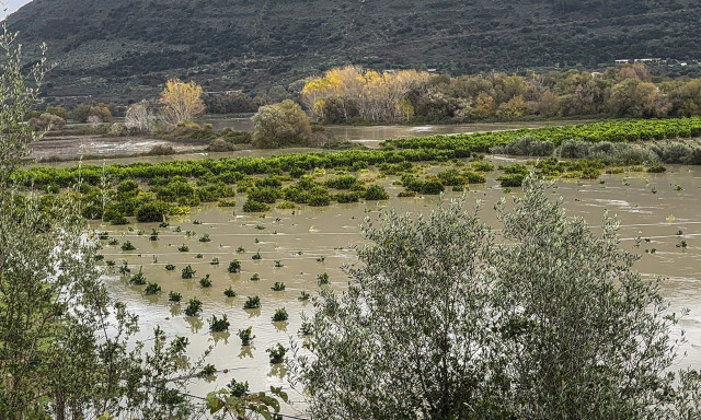 Σφοδρή κακοκαιρία «σαρώνει» Δυτική Ελλάδα και Ιόνιο - Πλημμύρες, κατολισθήσεις και κλειστοί δρόμοι