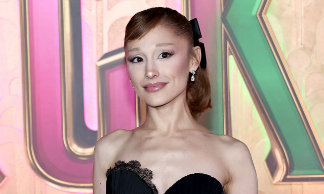 Αριάνα Γκράντε: Χωρίς τέλος τα απρόοπτα για την πρωταγωνίστρια του Wicked - Διαγνώστηκε με κορωνοϊό