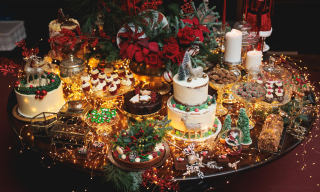 Το Δειπνοσοφιστήριον παρουσιάζει τα εορταστικά menus που μεταμορφώνουν κάθε γιορτή σε εμπειρία