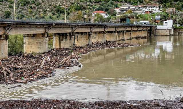 Κακοκαιρία: Πλημμύρες, κατολισθήσεις και εγκλωβισμοί σε Φιλιππιάδα, Κόνιτσα, Τζουμέρκα και Ιωάννινα