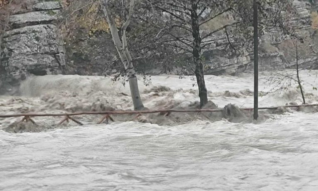 Κακοκαιρία: Πάνω από 400 χιλιοστά βροχής καταγράφηκαν στα ορεινά της Ηπείρου