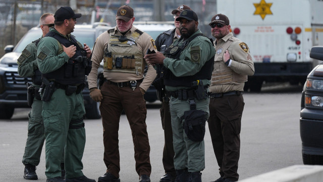 Σικάγο: Έξι παιδιά πυροβολήθηκαν, ένα πέθανε σε ταραχές σε φωταγώγηση Χριστουγεννιάτικου δέντρου