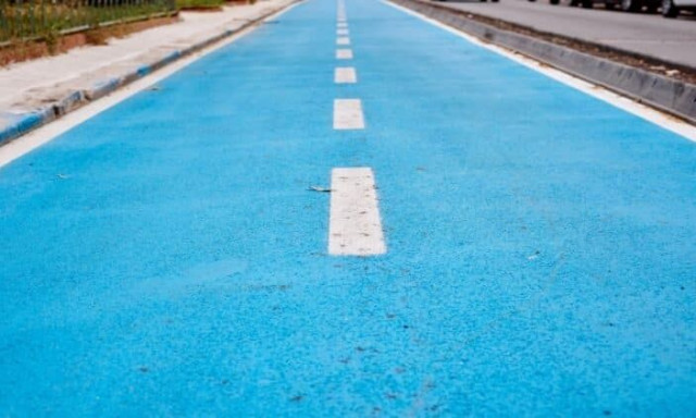 Έρχονται οι μπλε λωρίδες κυκλοφορίας; Ποιοι θα μπορούν να κινούνται σε αυτές