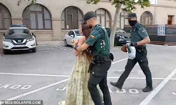 Ισπανία: 37χρονη γυναίκα θώπευσε τα γεννητικά όργανα 18χρονου - «Νόμιζα πως ενδιαφερόταν», είπε