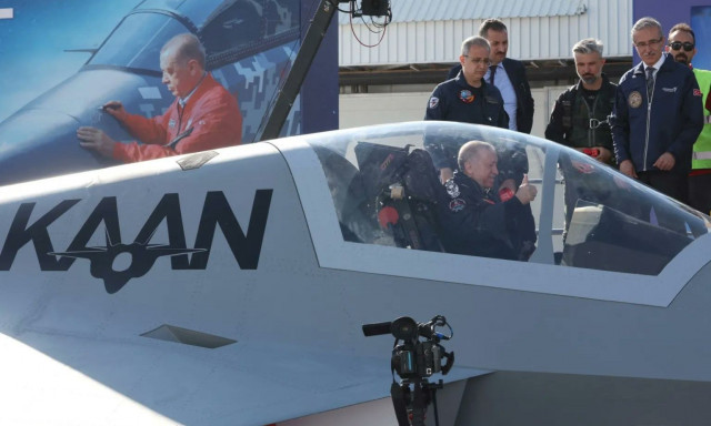 Το καμάρι της Τουρκίας έχει βασικές αδυναμίες: Τι συμβαίνει με το μαχητικό αεροσκάφος KAAN