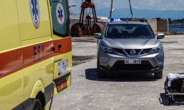 Χειροπέδες σε 63χρονο για ενδοοικογενειακή βία σε φέρι μποτ - Με μώλωπες η 50χρονη γυναίκα του