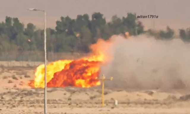 Ολόκληρο το βίντεο της ανεξήγητης συντριβής του ινδικού μαχητικού Tejas στο Dubai Airshow