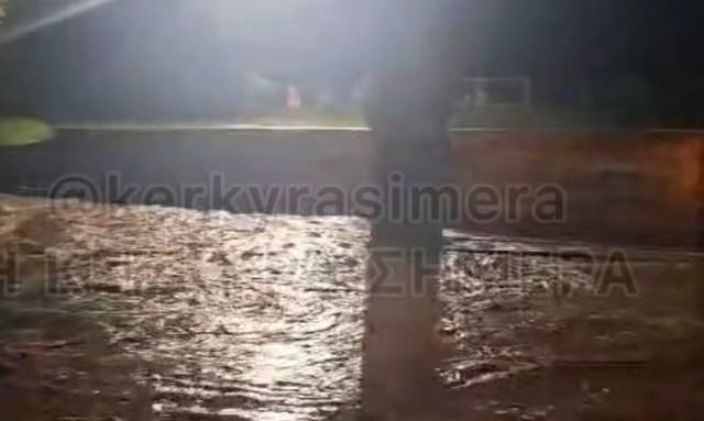 Κακοκαιρία Adel: Χτυπά την Κέρκυρα - Ήχησε το 112 - Ποτάμια οι δρόμοι - Ακυρώθηκαν πτήσεις