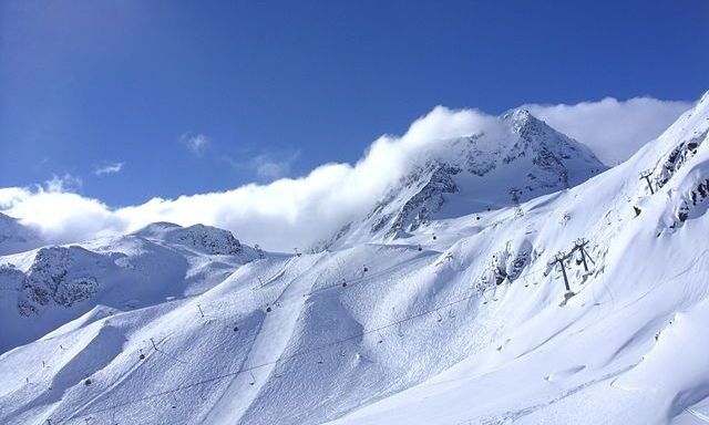 Συναγερμός στην Αυστρία: Χιονοστιβάδα στον παγετώνα Stubai - Διασώθηκαν έξι σκιερ