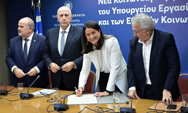 Τι σημαίνει η συμφωνία της κυβέρνησης για τις συλλογικές συμβάσεις; Τα 8 σημεία - κλειδιά