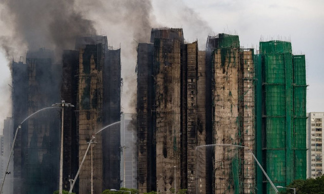 Πυρκαγιά στο Χονγκ Κονγκ: Νέες σορούς εντόπισαν οι αρχές - Στους 146 ο αριθμός των νεκρών