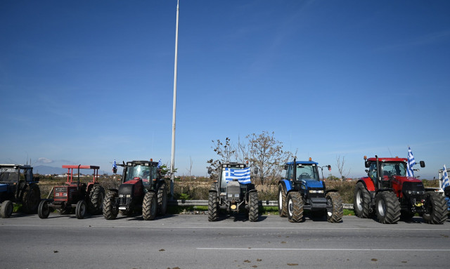 Θεσσαλονίκη: Μπλόκο αγροτών στα «Πράσινα Φανάρια» την Παρασκευή