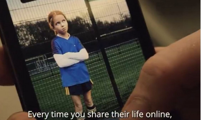 Viral καμπάνια για τα παιδιά στα social media: «Θέλεις κάθε περαστικός να γνωρίζει τα πάντα;»