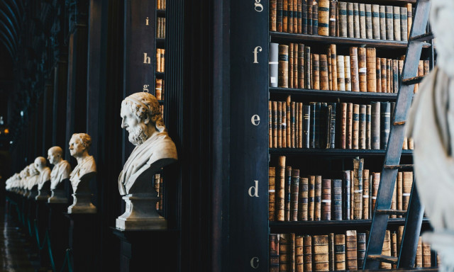 Σαρωτική αναμόρφωση του κληρονομικού δικαίου: Οι 5 μεγάλες αλλαγές - Τι ισχύει για τα εξ αδιαιρέτου