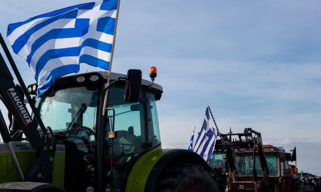 Έληξε ο αποκλεισμός του τελωνείου των Ευζώνων από αγρότες