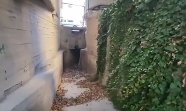 Ρέματα περνούν από τα θεμέλια πολυκατοικιών - «Καμπανάκι» των ειδικών ενόψει της κακοκαιρίας