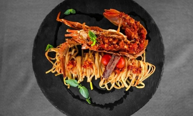 Πώς καταλήξαμε να τρώμε αστακό: Η απρόσμενη ιστορία ενός πρώην φαγητού «των φτωχών»