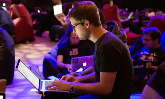 Ούτε η Κίνα ούτε οι ΗΠΑ: Η χώρα που κυριαρχεί στον τεχνολογικό κόσμο