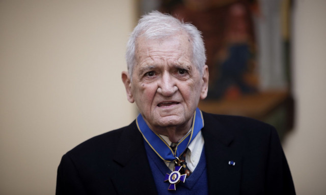 Επίτιμο μέλος της Ακαδημίας Αθηνών ο ποιητής Τίτος Πατρίκιος