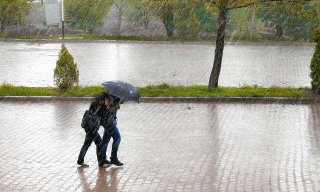 Καιρός: Ξεκίνησε η επέλαση της νέας κακοκαιρίας – Μεγάλη προσοχή για 48 ώρες σε αρκετές περιοχές