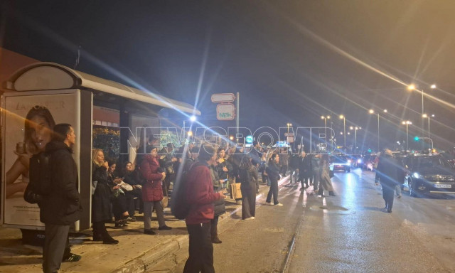 Χάος με τη διακοπή ρεύματος στο Μετρό - Οι συρμοί σταματούν στην Εθνική Άμυνα