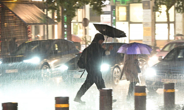 Κακοκαιρία Byron: Οι περιοχές που θα δεχθούν τον μεγαλύτερο όγκο νερού - Πιο δύσκολη η Παρασκευή