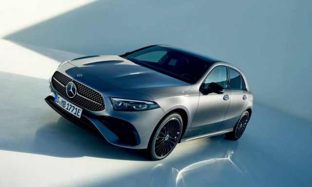 Mercedes: Γιορτάζει τα 140 χρόνια του πρώτου της αυτοκινήτου με προσφορά για την A-Class