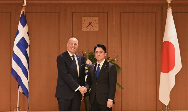 Ο Δένδιας συνάντησε τον Ιάπωνα ομόλογό του: Τι είπαν για Διεθνές Δίκαιο της Θάλασσας