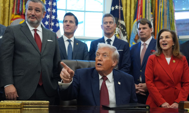 Τραμπ: «Ο Πούτιν θα ήθελε να τερματίσει τον πόλεμο»