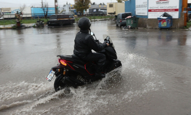 Κακοκαιρία Byron: Ποιοι δρόμοι είναι κλειστοί στην Αττική