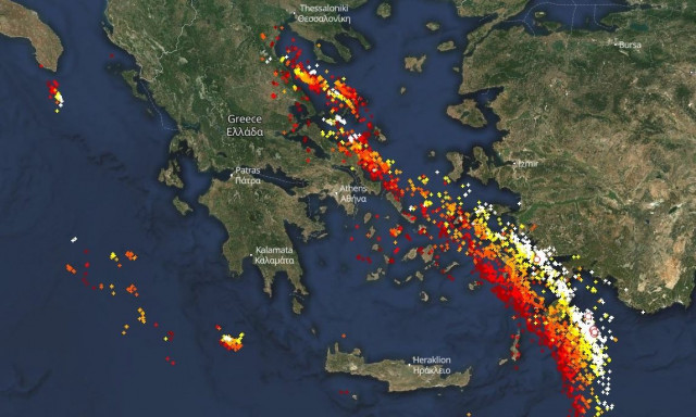 Κολυδάς για κακοκαιρία Byron: Συνεχίζονται οι βροχές στα ανατολικά - Στο Αιγαίο η «ζώνη» καταιγίδων