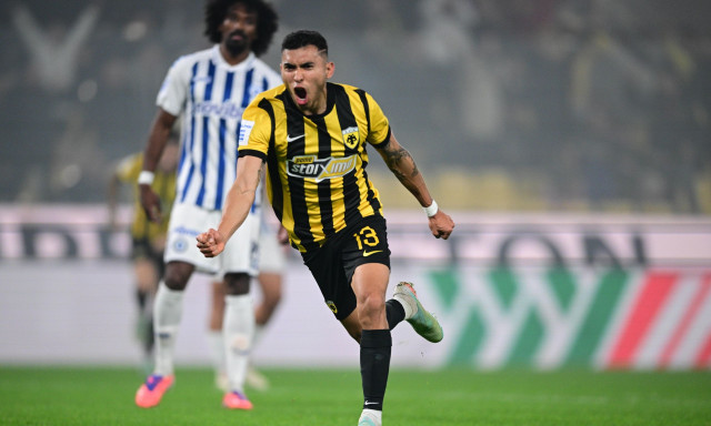 LIVE ΑΕΚ – Ατρόμητος 1-0: Ο Πινέδα ανοίγει το σκορ με κεφαλιά!