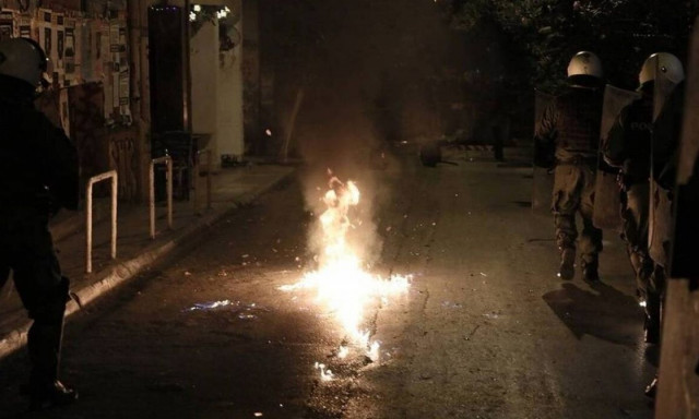  Καταδρομική επίθεση με μολότοφ στο αστυνομικό τμήμα Κυψέλης