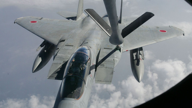 Η Ιαπωνία κατηγορεί την αεροπορία της Κίνας για εχθρικές ενέργειες κοντά στην Οκινάουα