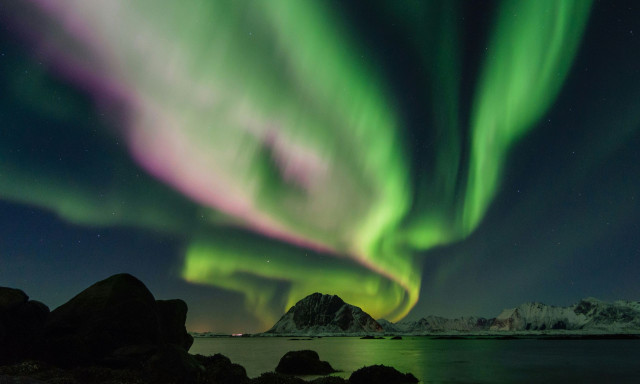 Αστροναύτης κατέγραψε το Βόρειο Σέλας από το διάστημα – Εντυπωσιακές εικόνες