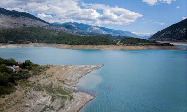 Πόσο αύξησε η κακοκαιρία Byron τα αποθέματα νερού στον Μόρνο