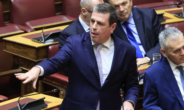 Σκληρή σύγκρουση Καιρίδη – Τζανακόπουλου για αγρότες - «Έχετε να μου δώσετε έξι νούμερα;»