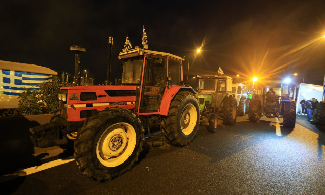 Κλιμακώνουν τις κινητοποιήσεις οι αγρότες στην Καρδίτσα - «Ας έρθει να μας συλλάβει ο εισαγγελέας»