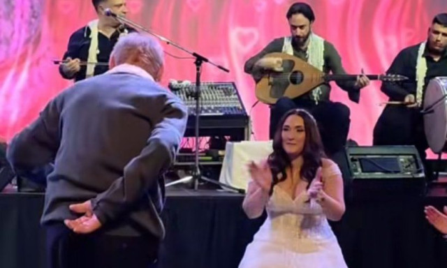 Κρήτη: Ο παππούς είναι λεβεντιά – 87χρονος χάρισε την πιο συγκινητική στιγμή στον γάμο της εγγονής