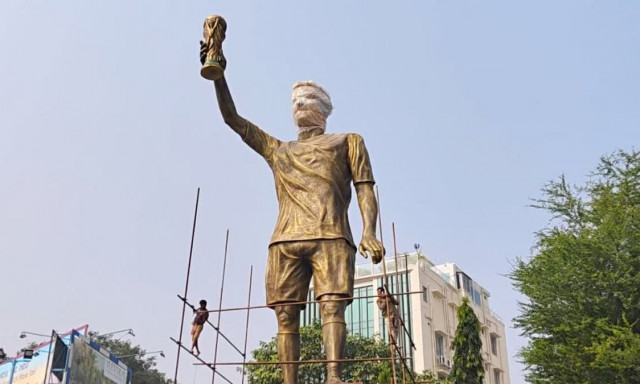 Άγαλμα 22 μέτρων του Λιονέλ Μέσι στην Ινδία