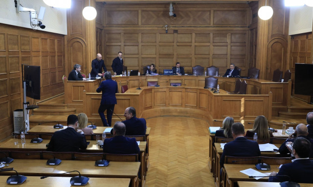 Δείτε live: Στην Εξεταστική για τον ΟΠΕΚΕΠΕ ο «φραπές» Γιώργος Ξυλούρης