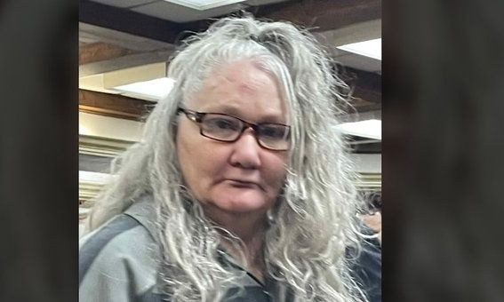 «Μαριονέτα του Σατανά»: Η γυναίκα που σκότωσε τη γειτόνισσά της, καταδικάστηκε σε 50 χρόνια