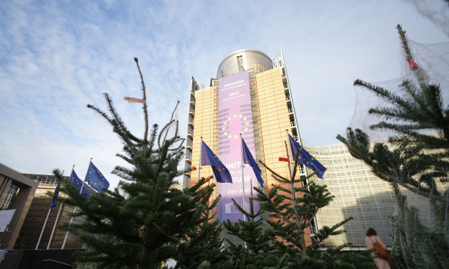 ΕΕ: Επ' αόριστον πάγωμα των ρωσικών περιουσιακών στοιχείων