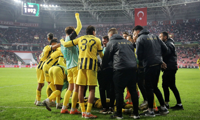 Σαμσουνσπόρ - ΑΕΚ