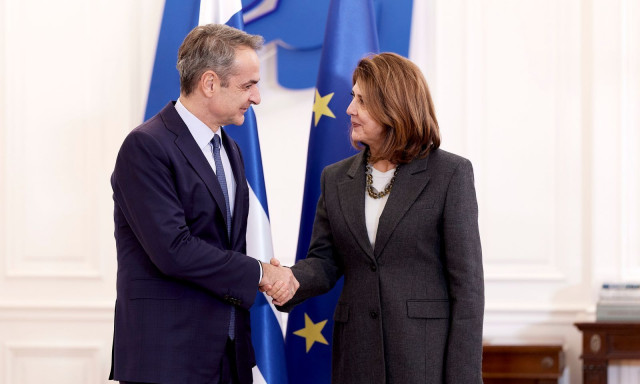 Ο Μητσοτάκης συναντήθηκε με την Ολγκίν για το Κυπριακό μετά την τριμερή στη Λευκωσία