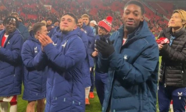 Τελευταίο ματς του Ζαφείρη με τη Σλάβια Πράγας – Το «ευχαριστώ» των Τσέχων