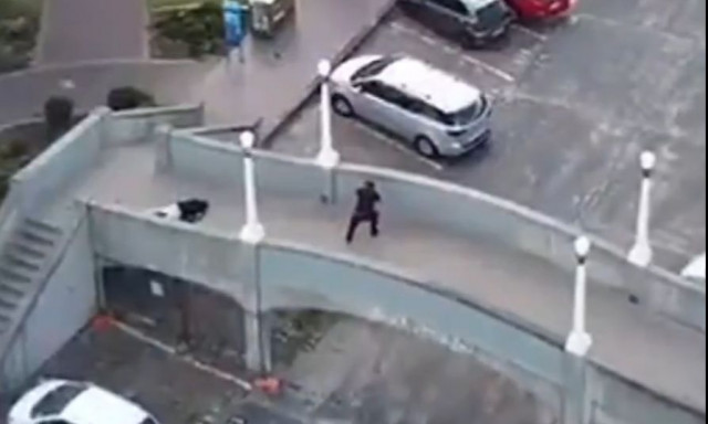 Τρομοκρατική επίθεση στο Σίδνεϊ: Κάμερα από drone κατέγραψε τη στιγμή του μακελειού - Βίντεο