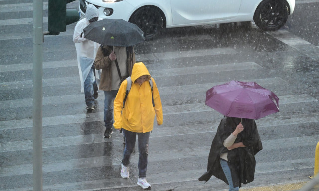 Καιρός: Διπλή κακοκαιρία μέχρι Παραμονή Χριστουγέννων - Ποιες περιοχές θα πλήξει